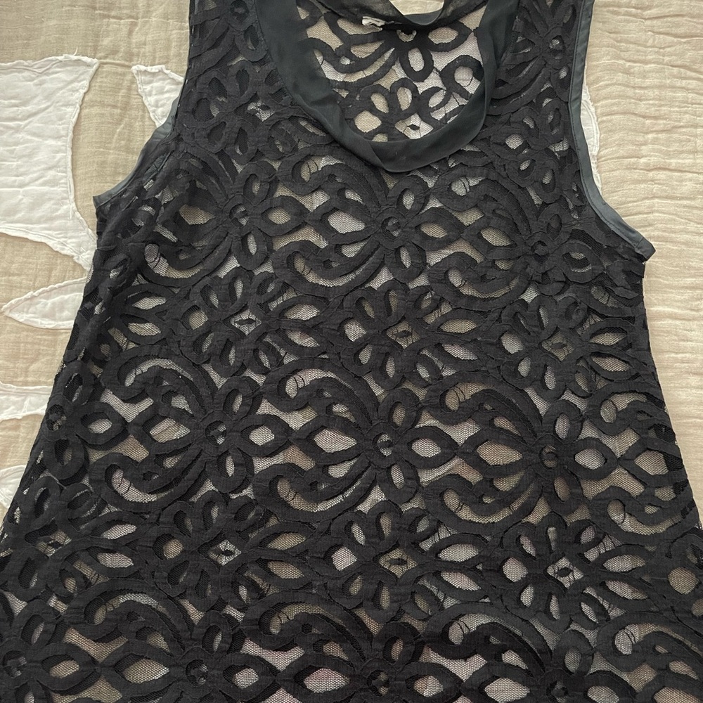 LBD 💅🏼 Black Lace Sleeveless Dress w/silk slip that could be worn on its own.EUC - Picture 10 of 13
